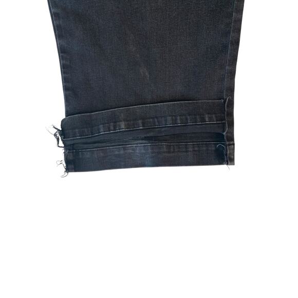 Ed Hardy Jeans Size 28 | Black Denim Skull Tattoo Graphic Y2K 90s Style - Picture 9 of 14